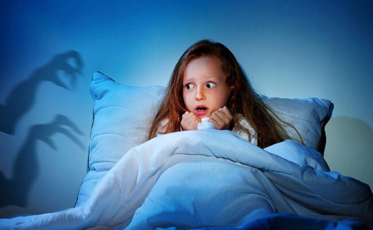 Trẻ có thể bị rối loạn lo âu thường xảy ra ở trẻ trong độ tuổi từ 3 - 17 tuổi