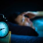 Rối loạn giấc ngủ đặc trưng bởi sự thay đổi bất thường của thời gian, chất lượng giấc ngủ