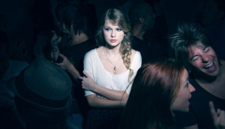 Khủng hoảng căn tính