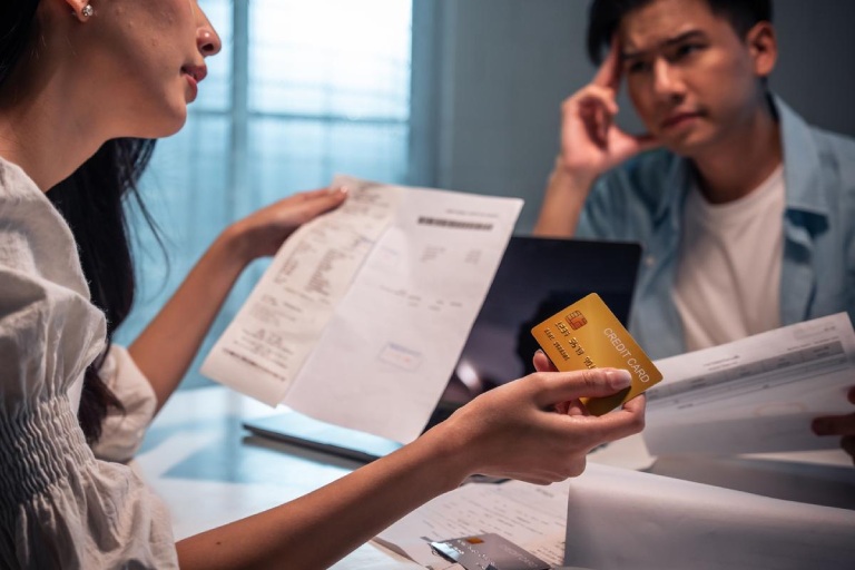 cách giải quyết mâu thuẫn tài chính trong gia đình