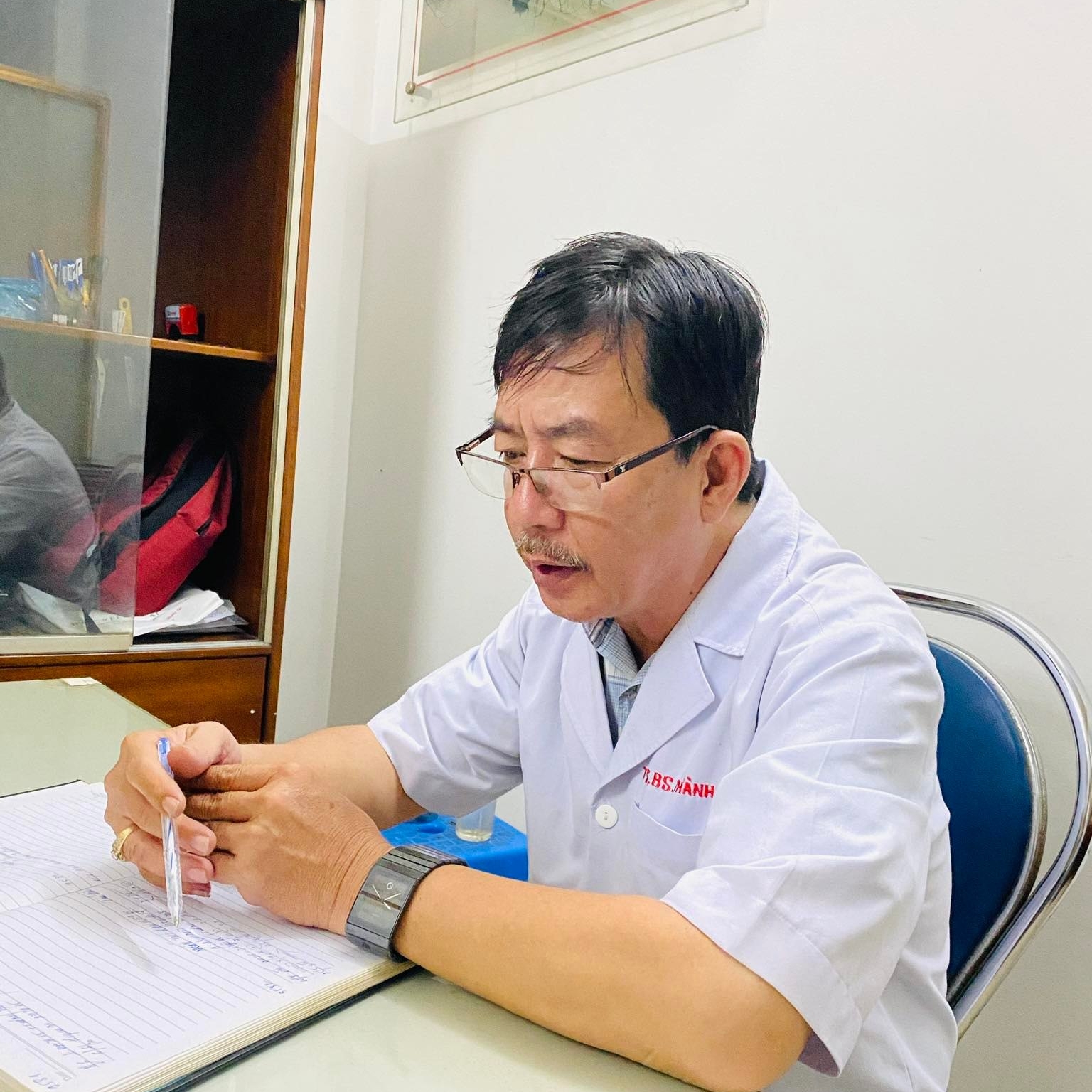 bác sĩ Nguyễn Thành Quang khám, tư vấn trầm cảm ở tphcm