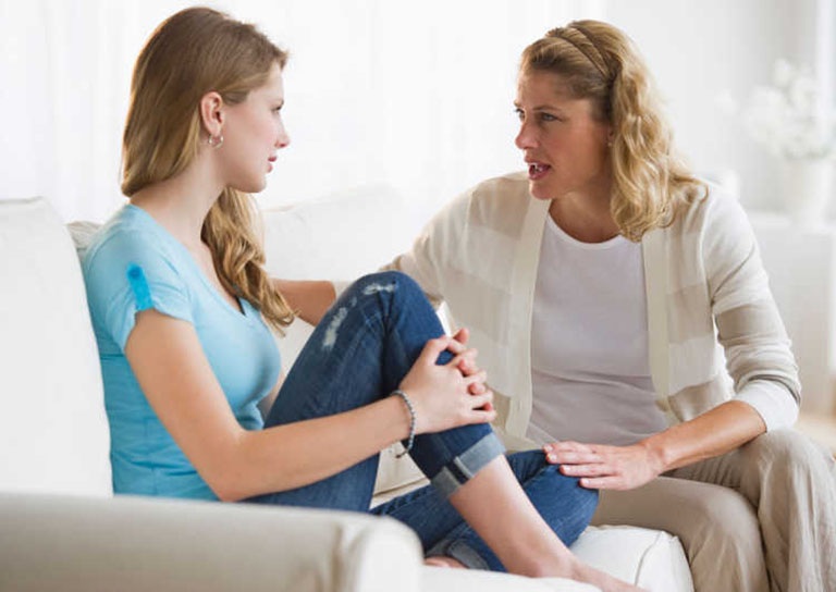 Cách giải quyết sự bất đồng quan điểm giữa cha mẹ và con cái